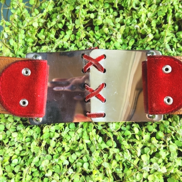Vtg Lace Up JEWEL CASE Red Suede Leather Silver Cross Tie Easy Back Closure Belt - Picture 11 of 16